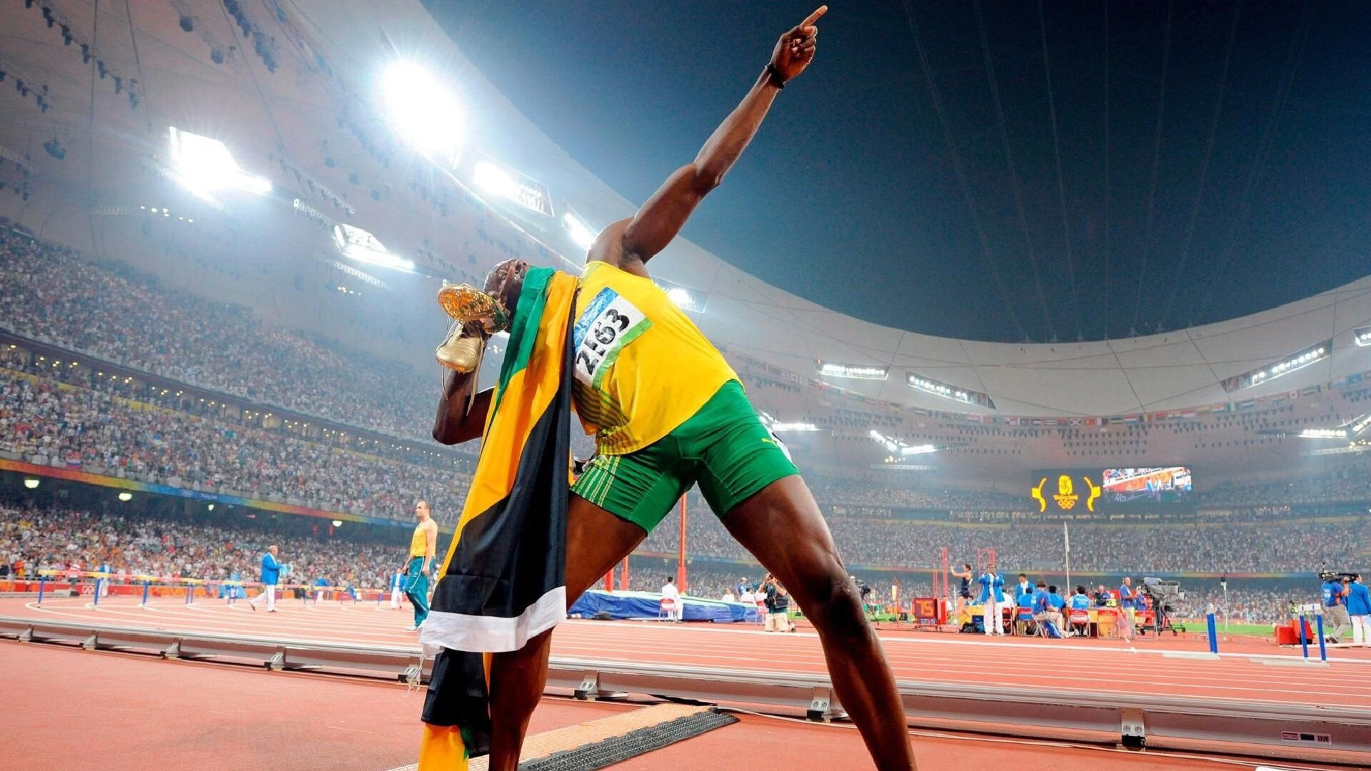 墨西哥队前锋马丁内斯在巴黎奥运会上表现出色，马丁内斯西班牙